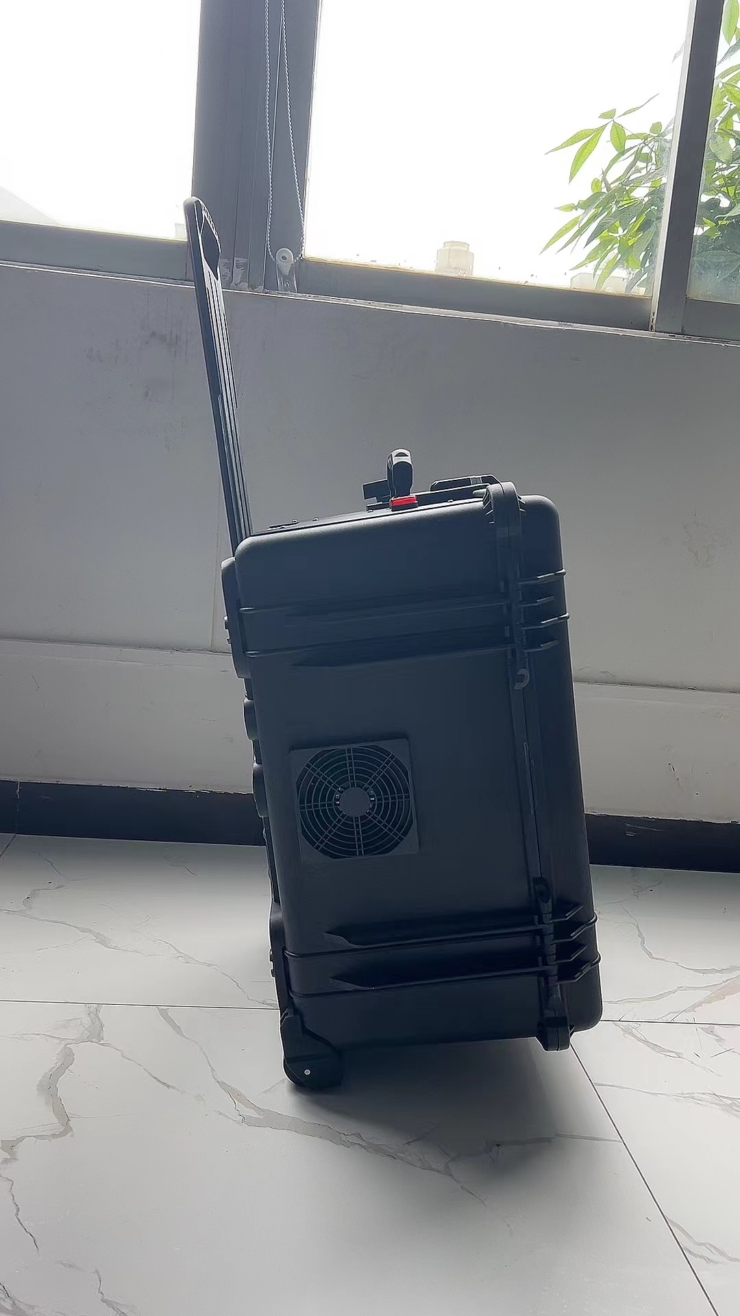 林州手拉箱型移动通信干扰器